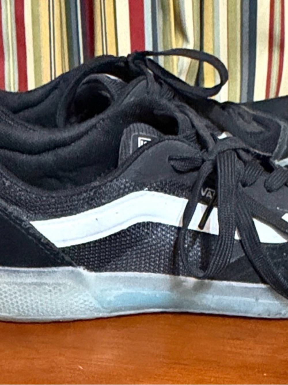 Rare Men’s Vans Men's A.V.E. Size 8 Classic Black and White Skateboarding Show - Picture 2 of 13
